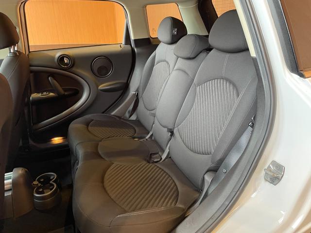 MINI クーパーSD クロスオーバー ナビ TV Bluetooth バックカメラ パドルシフト キーレス ETC 純正17インチブラックホイール HIDブラックヘッドライト オートライト ピアノブラックエクステリア アンビエントライト(29枚目)