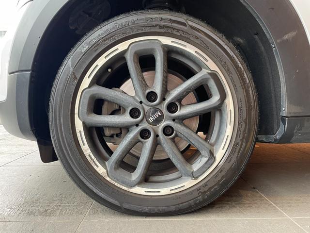 MINI クーパーSD クロスオーバー ナビ TV Bluetooth バックカメラ パドルシフト キーレス ETC 純正17インチブラックホイール HIDブラックヘッドライト オートライト ピアノブラックエクステリア アンビエントライト(34枚目)