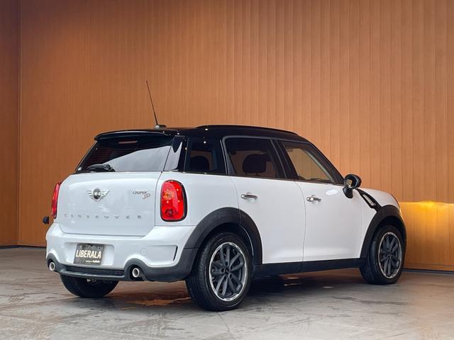 MINI クーパーSD クロスオーバー ナビ TV Bluetooth バックカメラ パドルシフト キーレス ETC 純正17インチブラックホイール HIDブラックヘッドライト オートライト ピアノブラックエクステリア アンビエントライト(41枚目)