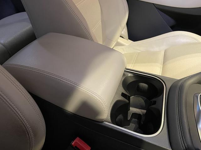 Eペイス S 180PS 黒革シート ナビ TV カープレイ 360度カメラ Bluetooth ACC レーンキープアシスト ブラインドスポット パワーバックドア パワーシート シートヒーター LEDヘッドライト ETC(19枚目)