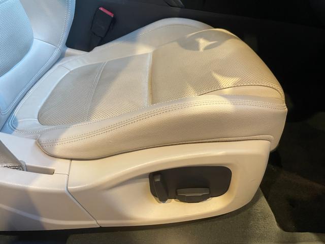 Eペイス S 180PS 黒革シート ナビ TV カープレイ 360度カメラ Bluetooth ACC レーンキープアシスト ブラインドスポット パワーバックドア パワーシート シートヒーター LEDヘッドライト ETC(30枚目)