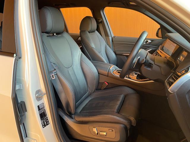 X5 xDrive 35d Mスポーツ 純正ナビ フルセグTV 360度カメラ 黒革シート シートヒーター クリスタルシフト ACC ヘッドアップディスプレイ カーボングリル 純正19インチアルミ パーキングアシスト レーンキープ(26枚目)