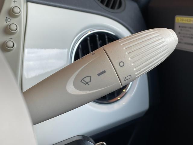 ５００ ツインエア　ラウンジ　社外メモリナビ　バックカメラ　フルセグＴＶ　ＣＤ／ＤＶＤ再生　Ｂｌｕｅｔｏｏｔｈ　ガラスルーフ　ＨＩＤヘッドライト　純正１５インチアルミホイル　アイドリングストップ　ステアリングスイッチ　ＥＴＣ（10枚目）