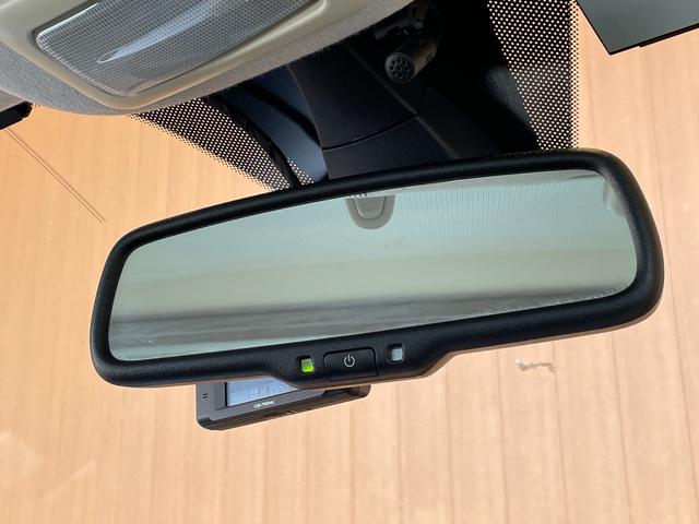 ５００ ツインエア　ラウンジ　社外メモリナビ　バックカメラ　フルセグＴＶ　ＣＤ／ＤＶＤ再生　Ｂｌｕｅｔｏｏｔｈ　ガラスルーフ　ＨＩＤヘッドライト　純正１５インチアルミホイル　アイドリングストップ　ステアリングスイッチ　ＥＴＣ（19枚目）