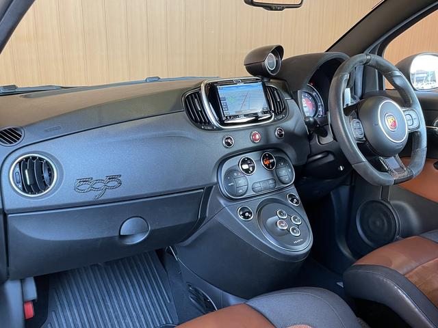 アバルト５９５ コンペティツィオーネ　社外メモリナビ　フルセグＴＶ　バックカメラ　ＣＤ／ＤＶＤ再生／Ｂｌｕｅｔｏｏｔｈ　レコードモンツァマフラー　Ｓａｂｅｌｔシート　Ｂｒｅｍｂｏブレーキキャリパー　ＥＴＣ　ＨＩＤヘッドライト　純正１７ＡＷ（26枚目）