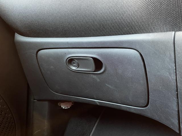 スマートフォーフォー BRABUS スポーツ 社外9インチナビ フルセグTV Bluetooth パノラマガラスルーフ 黒革シート シートヒーター アイドリングストップ コーナーセンサー 衝突被害軽減ブレーキ クルーズコントロール パドルシフト(17枚目)