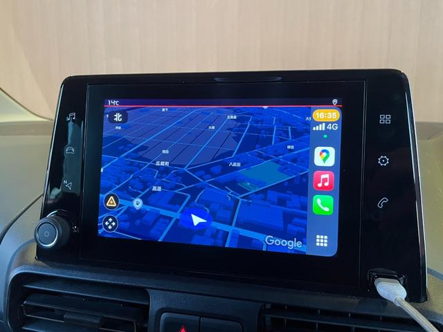 ベルランゴ シャイン　ディスプレイオーディオ　３６０度カメラ　ＡｐｐｌｅＣａｒＰｌａｙ　ガラスルーフ　サンブラインド　アクティブクルーズコントロール　ブラインドスポットアシスト　レーンキープアシスト　ＥＴＣ　Ａハイビーム（11枚目）