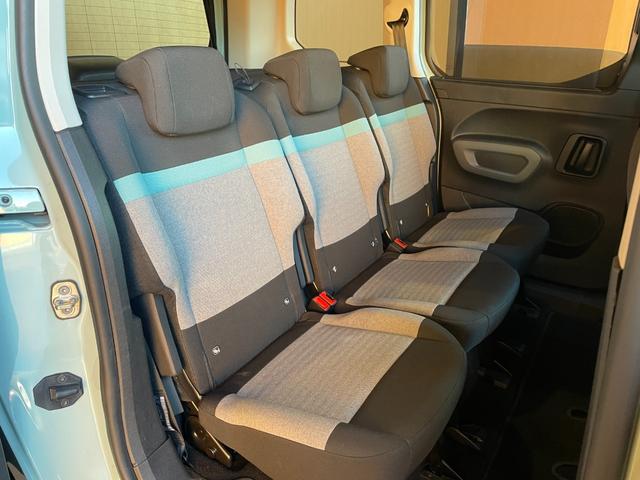 ベルランゴ シャイン　ディスプレイオーディオ　３６０度カメラ　ＡｐｐｌｅＣａｒＰｌａｙ　ガラスルーフ　サンブラインド　アクティブクルーズコントロール　ブラインドスポットアシスト　レーンキープアシスト　ＥＴＣ　Ａハイビーム（30枚目）