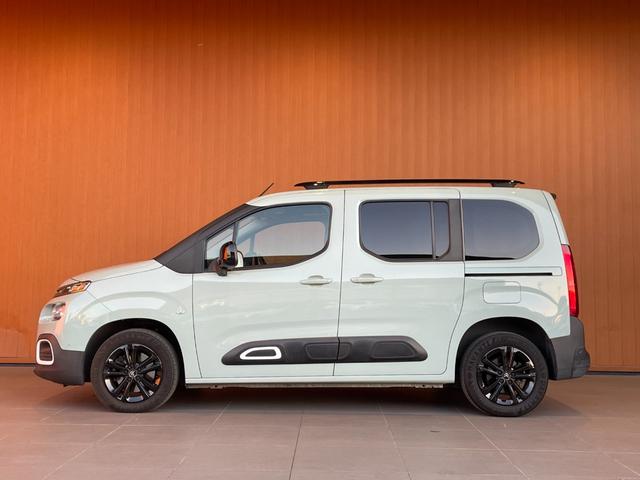 ベルランゴ シャイン　ディスプレイオーディオ　３６０度カメラ　ＡｐｐｌｅＣａｒＰｌａｙ　ガラスルーフ　サンブラインド　アクティブクルーズコントロール　ブラインドスポットアシスト　レーンキープアシスト　ＥＴＣ　Ａハイビーム（47枚目）