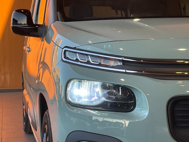 ベルランゴ シャイン　ディスプレイオーディオ　３６０度カメラ　ＡｐｐｌｅＣａｒＰｌａｙ　ガラスルーフ　サンブラインド　アクティブクルーズコントロール　ブラインドスポットアシスト　レーンキープアシスト　ＥＴＣ　Ａハイビーム（49枚目）