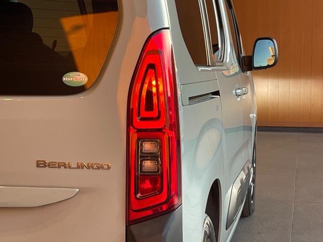 ベルランゴ シャイン　ディスプレイオーディオ　３６０度カメラ　ＡｐｐｌｅＣａｒＰｌａｙ　ガラスルーフ　サンブラインド　アクティブクルーズコントロール　ブラインドスポットアシスト　レーンキープアシスト　ＥＴＣ　Ａハイビーム（50枚目）