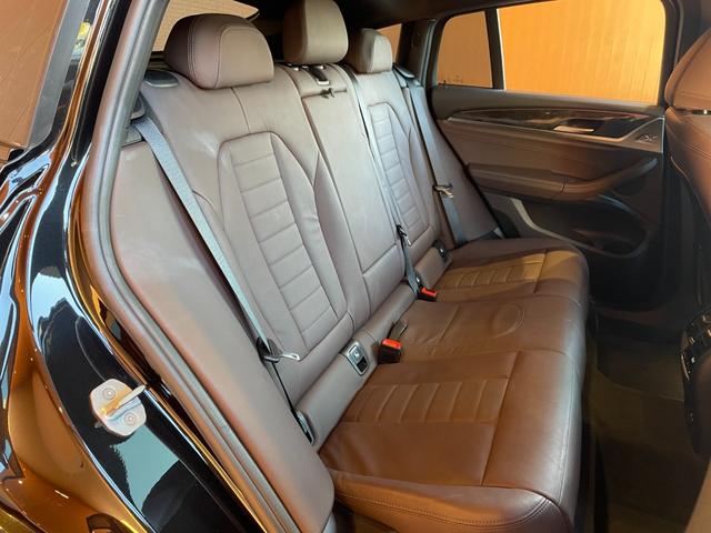 Ｘ４ ｘＤｒｉｖｅ　２０ｄ　Ｍスポーツ　サンフール　茶革　純正２０ｉｎＡＷ　ナビ　ＴＶ　３６０カメラ　カープレイ　インテリジェントセーフティ　ＡＣＣ　ＬＫＡ　ＢＳＭ　ハンズフリーテールゲート　アダプティブＬＥＤ　ヘッドアップディスプレイ（32枚目）