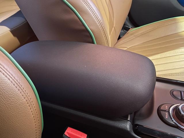 MINI クーパーD クラブマン クラシック・トリム ナビ バックカメラ コンフォートアクセス フットトランクオープナー インテリジェントセーフティ クルーズコントロール LKA LEDヘッドライト アンビエントライト ETC 純正17インチブラックAW(19枚目)