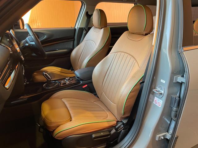 MINI クーパーD クラブマン クラシック・トリム ナビ バックカメラ コンフォートアクセス フットトランクオープナー インテリジェントセーフティ クルーズコントロール LKA LEDヘッドライト アンビエントライト ETC 純正17インチブラックAW(31枚目)