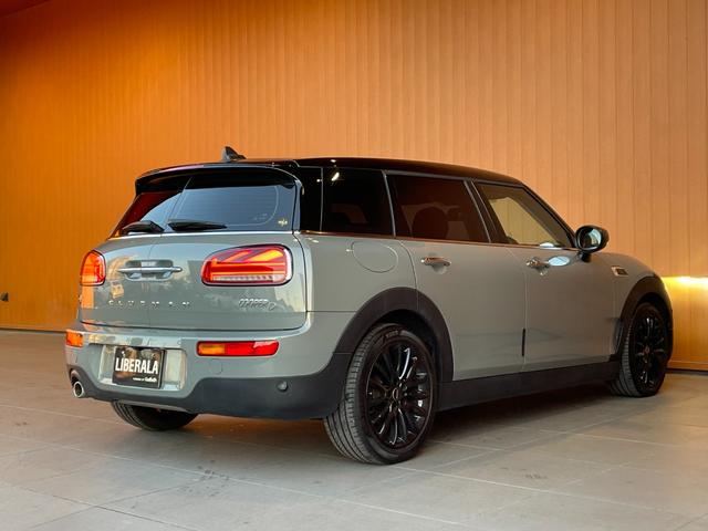 MINI クーパーD クラブマン クラシック・トリム ナビ バックカメラ コンフォートアクセス フットトランクオープナー インテリジェントセーフティ クルーズコントロール LKA LEDヘッドライト アンビエントライト ETC 純正17インチブラックAW(42枚目)