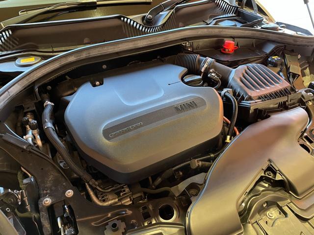 MINI クーパーD クラブマン クラシック・トリム ナビ バックカメラ コンフォートアクセス フットトランクオープナー インテリジェントセーフティ クルーズコントロール LKA LEDヘッドライト アンビエントライト ETC 純正17インチブラックAW(49枚目)