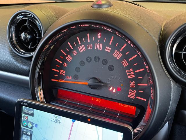 ＬＩＢＥＲＡＬＡは、ＢＭＷ・メルセデス・アウディというドイツのプレミアム３ブランドを中心とした、各ブランドを同時に乗り較べる事ができます。