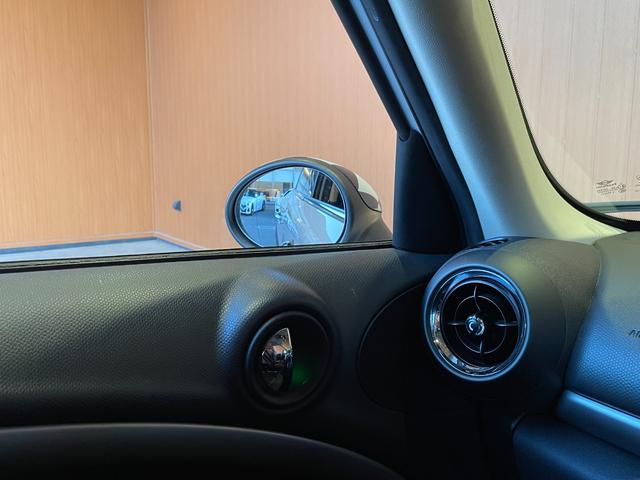 ＬＩＢＥＲＡＬＡのコンセプトは【五感で較べる】。皆様の感性を頼りにお車選びをされてみてはいかがでしょうか。