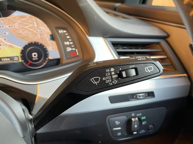 Ｑ７ ４５ＴＦＳＩクワトロ　Ｓラインパッケージ　ワンオーナー　純正ナビ　３６０度カメラ　フルセグＴＶ　７シーターパッケージ　ＡＣＣ　サイドアシスト　アクティブレーンアシスト　パワーバックドア　黒革シート　シートヒーター（11枚目）