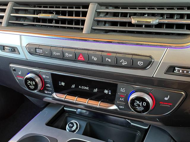 Ｑ７ ４５ＴＦＳＩクワトロ　Ｓラインパッケージ　ワンオーナー　純正ナビ　３６０度カメラ　フルセグＴＶ　７シーターパッケージ　ＡＣＣ　サイドアシスト　アクティブレーンアシスト　パワーバックドア　黒革シート　シートヒーター（18枚目）