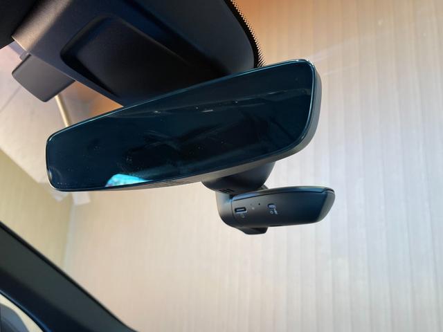 Ｑ７ ４５ＴＦＳＩクワトロ　Ｓラインパッケージ　ワンオーナー　純正ナビ　３６０度カメラ　フルセグＴＶ　７シーターパッケージ　ＡＣＣ　サイドアシスト　アクティブレーンアシスト　パワーバックドア　黒革シート　シートヒーター（23枚目）