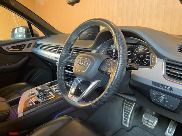 Ｑ７ ４５ＴＦＳＩクワトロ　Ｓラインパッケージ　ワンオーナー　純正ナビ　３６０度カメラ　フルセグＴＶ　７シーターパッケージ　ＡＣＣ　サイドアシスト　アクティブレーンアシスト　パワーバックドア　黒革シート　シートヒーター（27枚目）