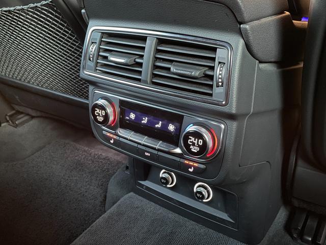 Ｑ７ ４５ＴＦＳＩクワトロ　Ｓラインパッケージ　ワンオーナー　純正ナビ　３６０度カメラ　フルセグＴＶ　７シーターパッケージ　ＡＣＣ　サイドアシスト　アクティブレーンアシスト　パワーバックドア　黒革シート　シートヒーター（35枚目）