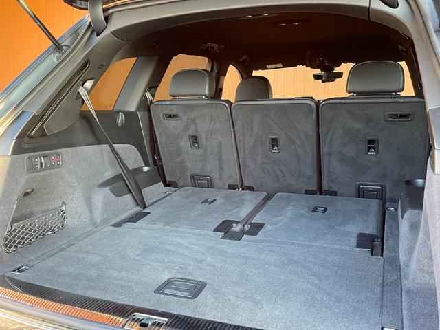 Ｑ７ ４５ＴＦＳＩクワトロ　Ｓラインパッケージ　ワンオーナー　純正ナビ　３６０度カメラ　フルセグＴＶ　７シーターパッケージ　ＡＣＣ　サイドアシスト　アクティブレーンアシスト　パワーバックドア　黒革シート　シートヒーター（38枚目）