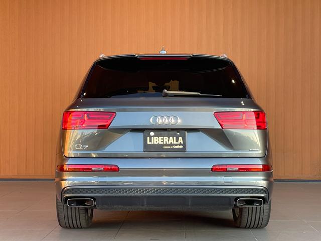 Ｑ７ ４５ＴＦＳＩクワトロ　Ｓラインパッケージ　ワンオーナー　純正ナビ　３６０度カメラ　フルセグＴＶ　７シーターパッケージ　ＡＣＣ　サイドアシスト　アクティブレーンアシスト　パワーバックドア　黒革シート　シートヒーター（49枚目）