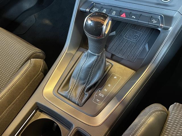 Ｑ３スポーツバック ３５ＴＤＩクワトロ　Ｓライン　ワンオーナー　純正ナビ　３６０度カメラ　ＡｐｐｌｅＣａｒＰｌａｙ　Ｂｌｕｅｔｏｏｔｈ　ベーシックＰＫＧ　アシスタンスＰＫＧ　テクノロジーＰＫＧ　ＡＣＣ　サイドアシスト　バーチャルコックピット（18枚目）