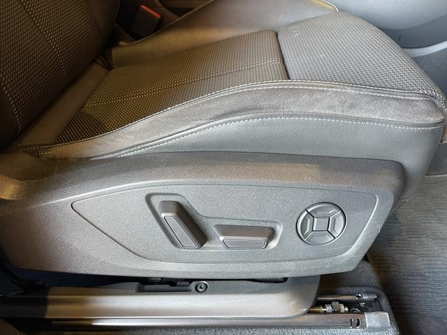 Ｑ３スポーツバック ３５ＴＤＩクワトロ　Ｓライン　ワンオーナー　純正ナビ　３６０度カメラ　ＡｐｐｌｅＣａｒＰｌａｙ　Ｂｌｕｅｔｏｏｔｈ　ベーシックＰＫＧ　アシスタンスＰＫＧ　テクノロジーＰＫＧ　ＡＣＣ　サイドアシスト　バーチャルコックピット（27枚目）