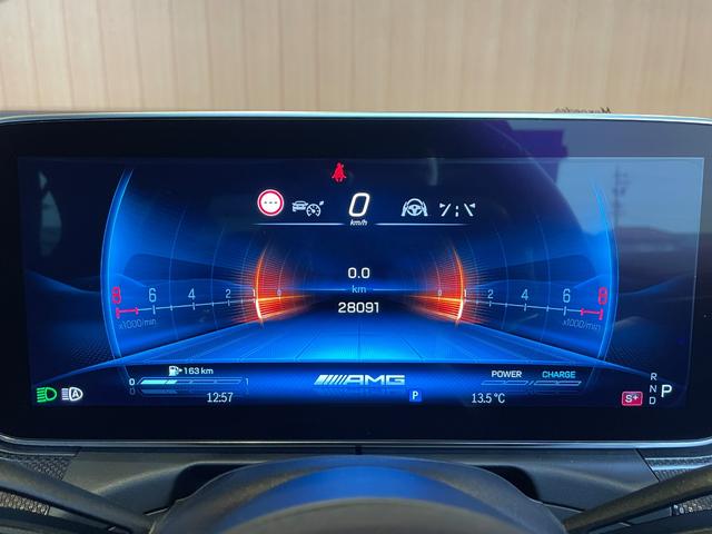 Ｃクラス Ｃ４３　４マチック　純正ナビ　ＴＶ　３６０度カメラ　黒革シート　シートヒーター　シートベンチレーション　ＡＭＧ　ＤＹＮＡＭＩＣ　ＳＥＬＥＣＴ　ＡＭＧ　ＲＩＤＥ　ＣＯＮＴＲＯＬサスペンション　純正アルミ付サマータイヤ４本有（6枚目）