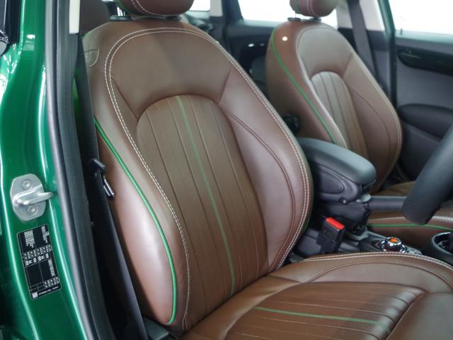 MINI クーパーD 60イヤーズエディション ブラウンレザーシート 純正ナビ バックカメラ クルーズコントロール ETC 前後障害物センサー コンフォートアクセス シートヒーター 衝突軽減ブレーキ Bluetooth 純正17インチアルミ(5枚目)