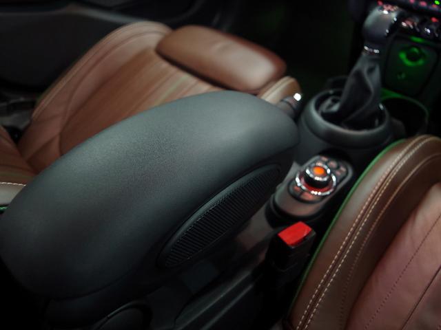 MINI クーパーD 60イヤーズエディション ブラウンレザーシート 純正ナビ バックカメラ クルーズコントロール ETC 前後障害物センサー コンフォートアクセス シートヒーター 衝突軽減ブレーキ Bluetooth 純正17インチアルミ(43枚目)