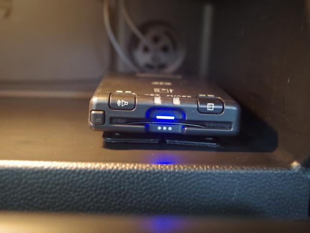 MINI クーパーD 60イヤーズエディション ブラウンレザーシート 純正ナビ バックカメラ クルーズコントロール ETC 前後障害物センサー コンフォートアクセス シートヒーター 衝突軽減ブレーキ Bluetooth 純正17インチアルミ(49枚目)