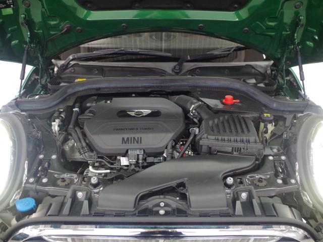 MINI クーパーD 60イヤーズエディション ブラウンレザーシート 純正ナビ バックカメラ クルーズコントロール ETC 前後障害物センサー コンフォートアクセス シートヒーター 衝突軽減ブレーキ Bluetooth 純正17インチアルミ(54枚目)