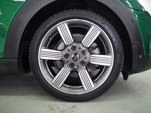 MINI クーパーD 60イヤーズエディション ブラウンレザーシート 純正ナビ バックカメラ クルーズコントロール ETC 前後障害物センサー コンフォートアクセス シートヒーター 衝突軽減ブレーキ Bluetooth 純正17インチアルミ(62枚目)