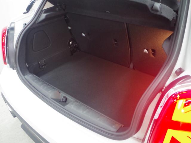 MINI クーパーD 純正ディスプレイオーディオ バックカメラ アップルカープレイ ドライブレコーダー前後カメラ コンフォートアクセス シートヒーター アンビエントライト レーンキープアシスト クルーズコントロール ETC(13枚目)