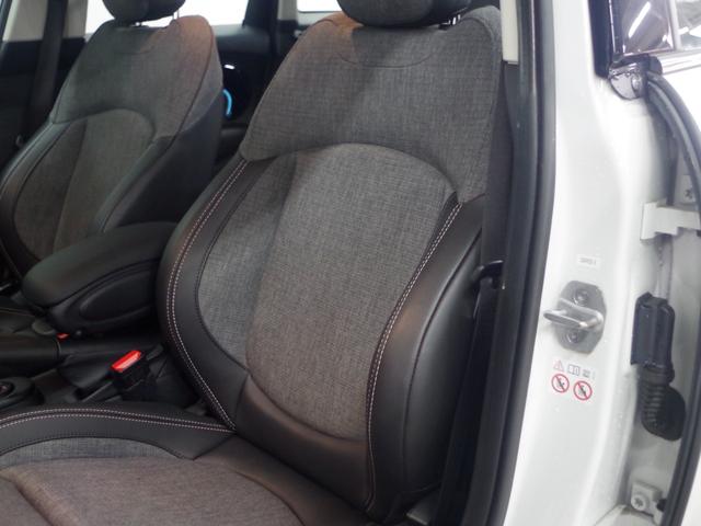 MINI クーパーD 純正ディスプレイオーディオ バックカメラ アップルカープレイ ドライブレコーダー前後カメラ コンフォートアクセス シートヒーター アンビエントライト レーンキープアシスト クルーズコントロール ETC(17枚目)