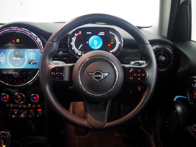 MINI クーパーD 純正ディスプレイオーディオ バックカメラ アップルカープレイ ドライブレコーダー前後カメラ コンフォートアクセス シートヒーター アンビエントライト レーンキープアシスト クルーズコントロール ETC(26枚目)