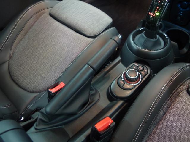 MINI クーパーD 純正ディスプレイオーディオ バックカメラ アップルカープレイ ドライブレコーダー前後カメラ コンフォートアクセス シートヒーター アンビエントライト レーンキープアシスト クルーズコントロール ETC(48枚目)