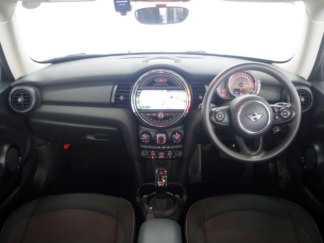 ＭＩＮＩ ヴィクトリア　ワンオーナー車　ディーラー車　禁煙　純正ナビ　バックカメラ　ＬＥＤヘッドライト　ユニオンジャックテールライト　Ｂｌｕｅｔｏｏｔｈ接続　ドライブレコーダー　センターアームレスト　プッシュスタート　ＥＴＣ（22枚目）