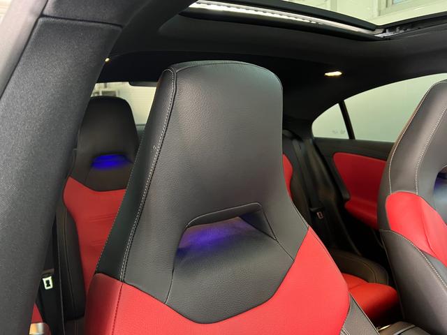 ＣＬＡクラス ＣＬＡ２００ｄ　パノラマＳＲ　ＡＭＧレザーエクスクルーシブＰＫＧ　アドバンスドＰＫＧ　レーダーセーフティＰＫＧ　ＭＢＵＸ　マルチカラーアンビエントライト　ＨＵＤ　ワイヤレスチャージング　純正ナビ　全方位カメラ　ＥＴＣ（4枚目）