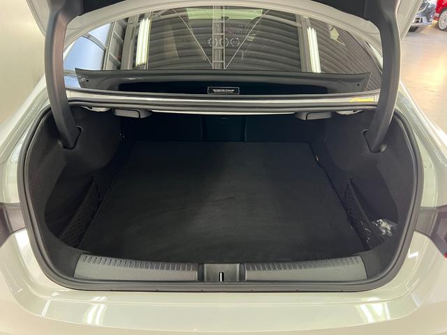 ＣＬＡクラス ＣＬＡ２００ｄ　パノラマＳＲ　ＡＭＧレザーエクスクルーシブＰＫＧ　アドバンスドＰＫＧ　レーダーセーフティＰＫＧ　ＭＢＵＸ　マルチカラーアンビエントライト　ＨＵＤ　ワイヤレスチャージング　純正ナビ　全方位カメラ　ＥＴＣ（26枚目）