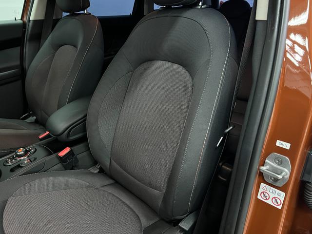 グーネットを見て電話しましたとお伝え下さい。０７８−２６１−１２６１までお気軽にお電話下さい。全国納車可能です。納車方法に関してもお気軽にご相談ください。