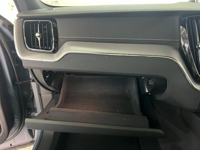 ＸＣ６０ Ｂ６　ＡＷＤ　Ｒデザイン（23枚目）