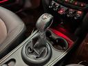 クーパーＤ　クロスオーバー　ワンオーナー車　純ナビ　ＢＴ／ＵＳＢ　バックカメラ　ＥＴＣ　ＡＣ　衝突警告ブレーキ　パワーバックドア　シートヒータ　純正１８ＡＷ　アンビエントライト　前後センサー　スマートキー　チェスナットブラウン（43枚目）