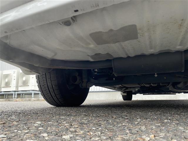 セレナ ２０Ｘ　Ｓ－ハイブリッド　純正ＳＤナビ　フルセグ／ＣＤ／ＤＶＤ／Ｂｌｕｅｔｏｏｔｈ／ＳＤ／ＵＳＢ　バックカメラ　左パワースライドドア　ＨＩＤヘッドライト（35枚目）