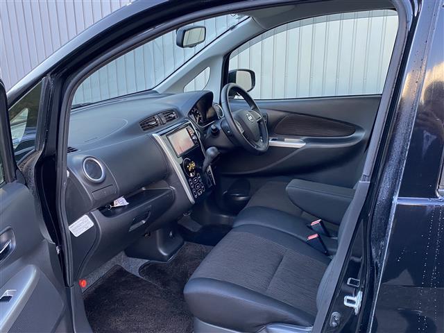 デイズ ハイウェイスター　Ｇ　純正ＳＤナビ　フルセグ／ＣＤ／ＤＶＤ／ＳＤ／Ｂｌｕｅｔｏｏｔｈ／ＵＳＢ　ＨＩＤヘッドライト　スマートキー　プッシュスタート　　全方位カメラ　純正１５インチアルミ（10枚目）