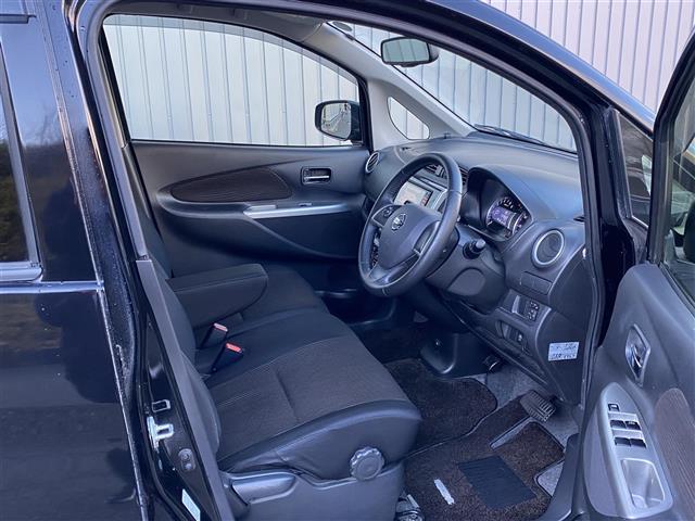 デイズ ハイウェイスター　Ｇ　純正ＳＤナビ　フルセグ／ＣＤ／ＤＶＤ／ＳＤ／Ｂｌｕｅｔｏｏｔｈ／ＵＳＢ　ＨＩＤヘッドライト　スマートキー　プッシュスタート　　全方位カメラ　純正１５インチアルミ（13枚目）